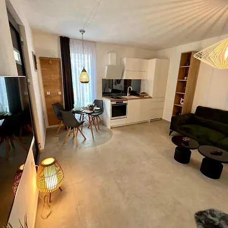 Apartment Cube A