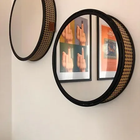 Cube A Apartment *